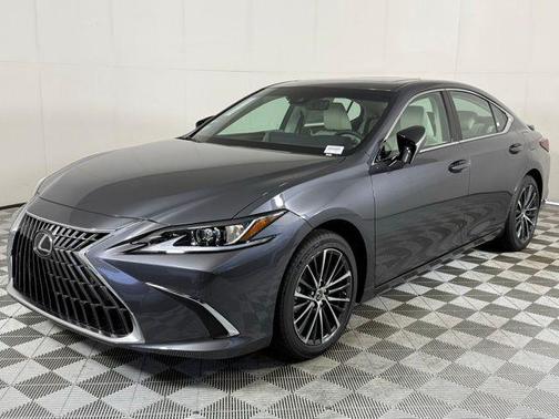 2025 Lexus ES 300h Base