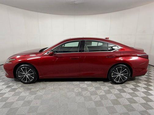 2025 Lexus ES 350 Base