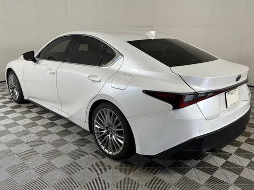 2023 Lexus IS 300 Base