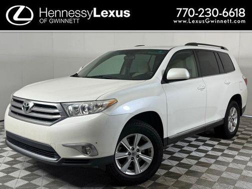 2011 Toyota Highlander SE
