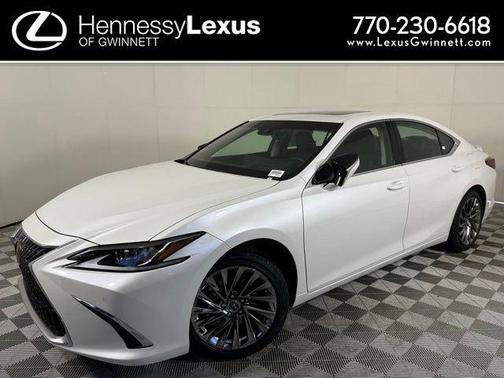 2025 Lexus ES 300h Luxury
