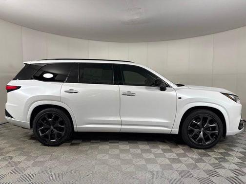 2026 Lexus TX 500h F SPORT Premium