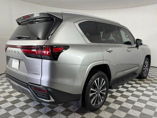 2024 Lexus LX 600 Premium