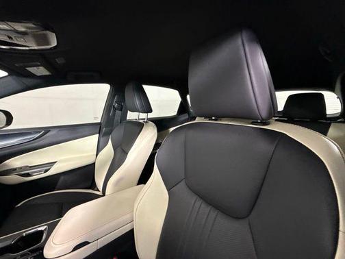 Nori Green Pearl 2024 Lexus NX 250 Base