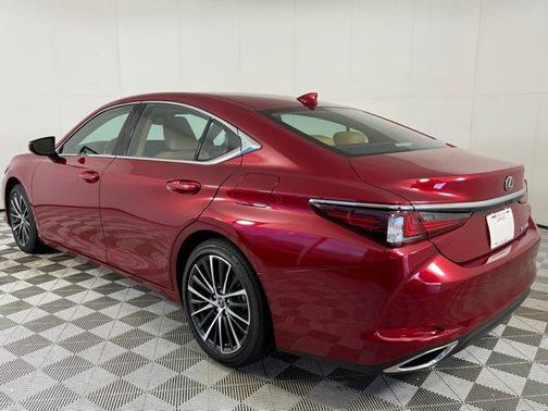 2025 Lexus ES 350 Base