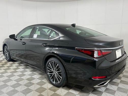 2025 Lexus ES 350 Base
