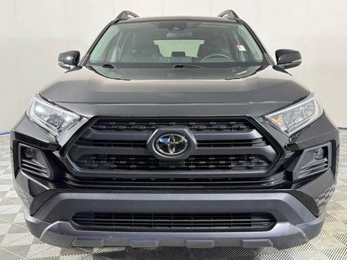 2021 Toyota RAV4 SE