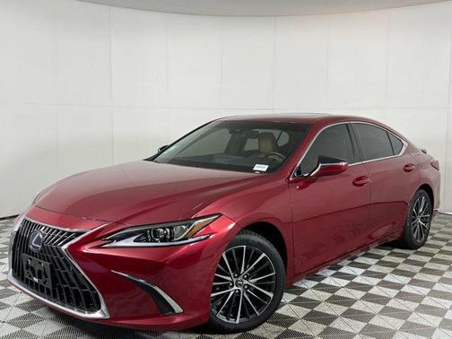 2022 Lexus ES 300h Base