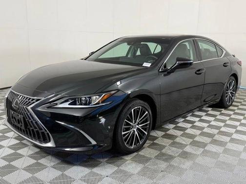 2022 Lexus ES 350 Base