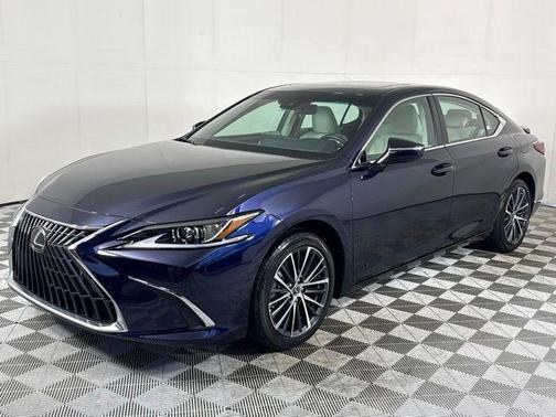 2025 Lexus ES 300h Base