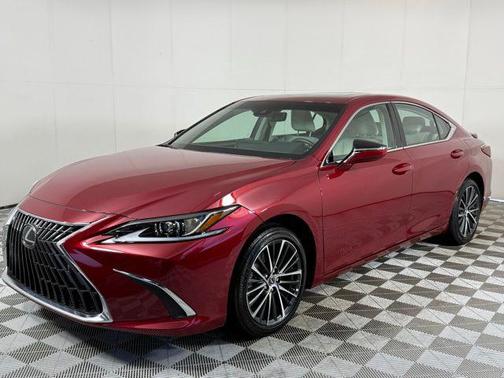 2025 Lexus ES 300h Base