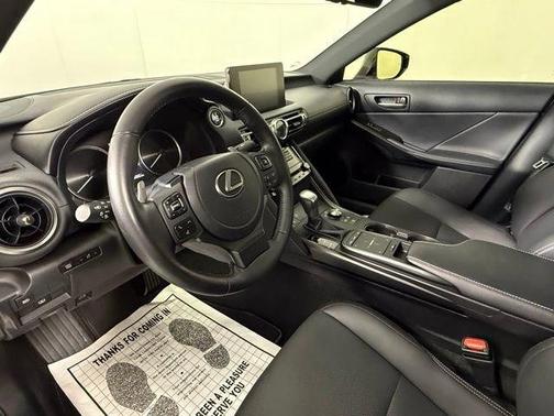 2022 Lexus IS 300 Base