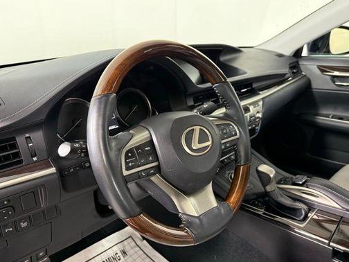 2018 Lexus ES 350 Base