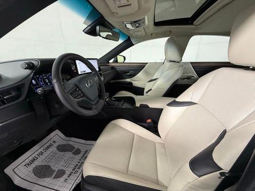 2023 Lexus ES 350 Base