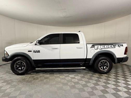 Bright White Clearcoat 2016 RAM 1500 Rebel