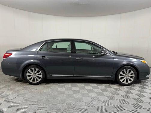 2011 Toyota Avalon Limited