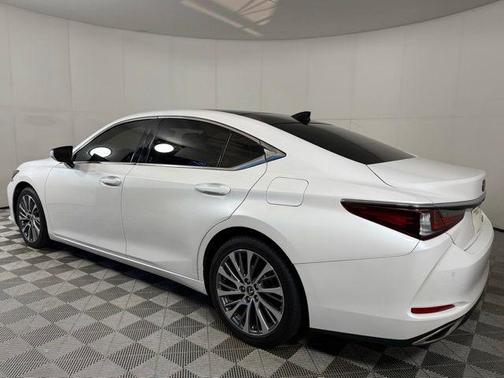 Eminent White Pearl 2019 Lexus ES 350 Base