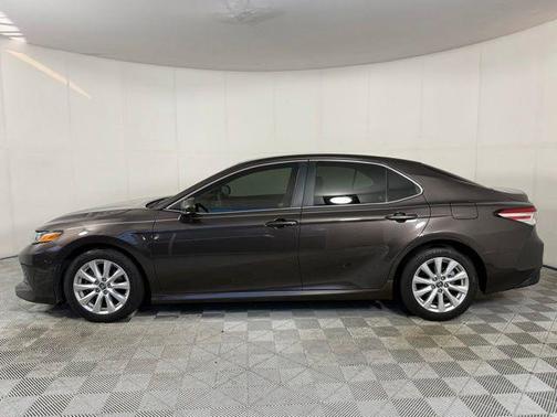 Brown Stone 2018 Toyota Camry LE