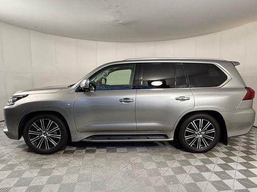 2021 Lexus LX 570 Three-Row
