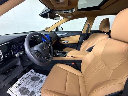 Eminent White Pearl 2025 Lexus NX 350 Premium