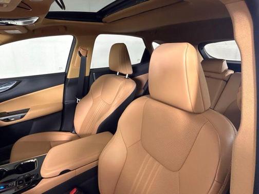 Eminent White Pearl 2025 Lexus NX 350 Premium