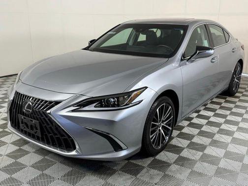 2024 Lexus ES 300h Base
