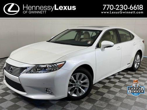 2015 Lexus ES 300h Base