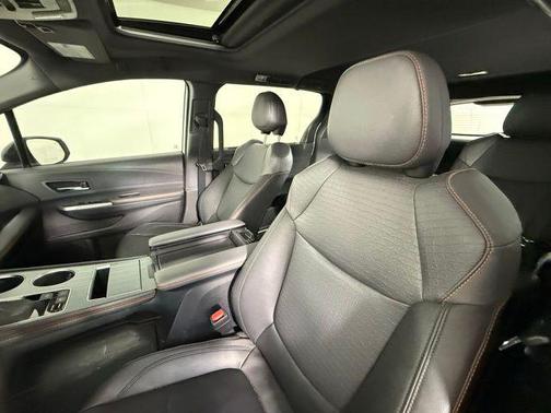 2022 Toyota Sienna XSE 7 Passenger