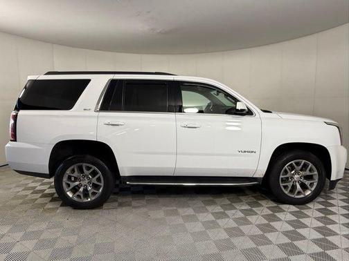 2017 GMC Yukon SLT