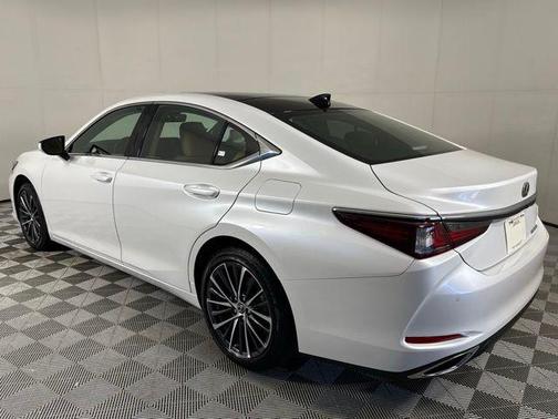 2025 Lexus ES 350 Base