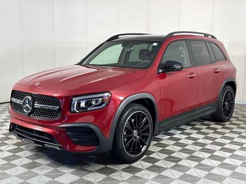 MANUFAKTUR Patagonia Red Metallic 2022 Mercedes-Benz GLB 250 Base