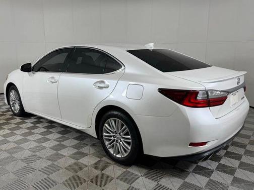 2017 Lexus ES 350 Base