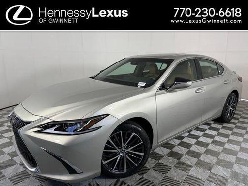 2025 Lexus ES 300h Base