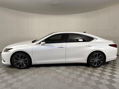 2023 Lexus ES 350 Base