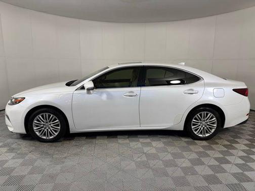 2017 Lexus ES 350 Base