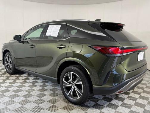 Nori Green Pearl 2023 Lexus RX 350 Premium