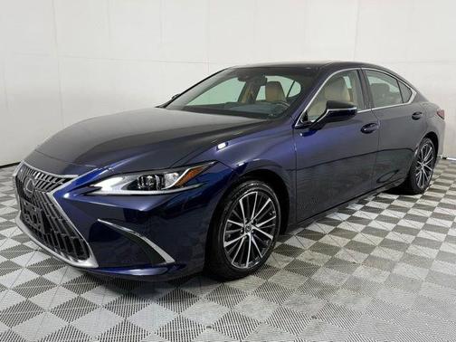 2022 Lexus ES 350 Base
