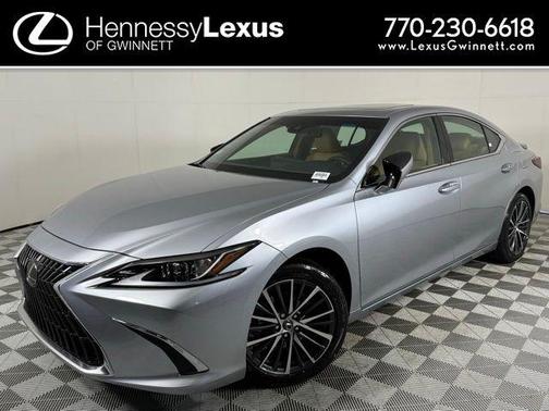 2025 Lexus ES 300h Base
