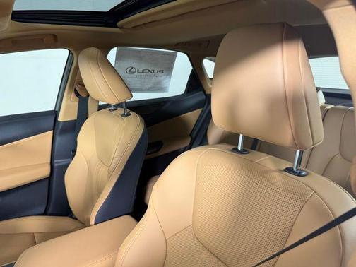 2025 Lexus NX 350h Premium