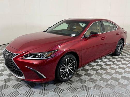 2025 Lexus ES 300h Base