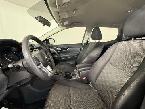 2018 Nissan Rogue Sport SV