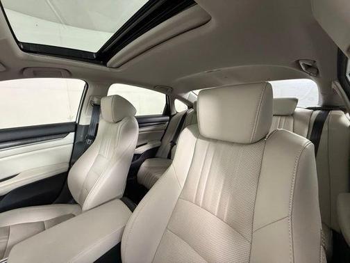 2021 Honda Accord Touring 2.0T