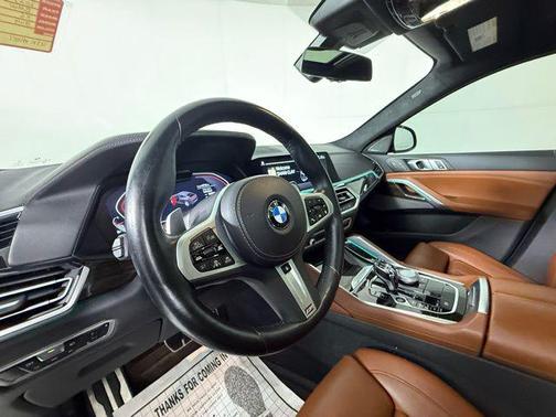 2023 BMW X6 xDrive40i