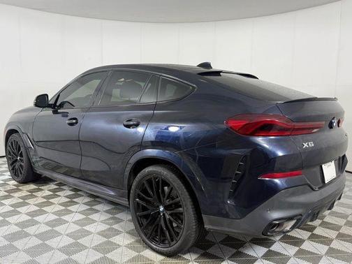 2023 BMW X6 xDrive40i