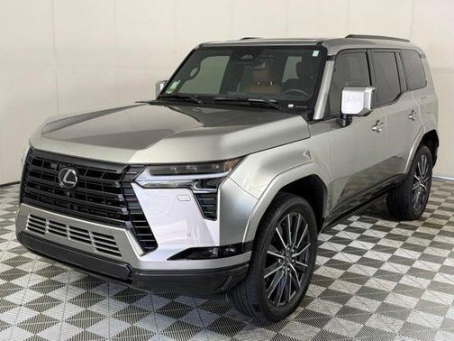 Atomic Silver 2024 Lexus GX 550 Luxury+