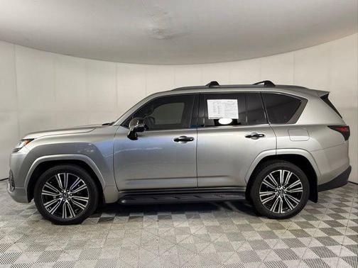 2024 Lexus LX 600 Luxury