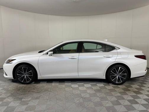 2025 Lexus ES 350 Base