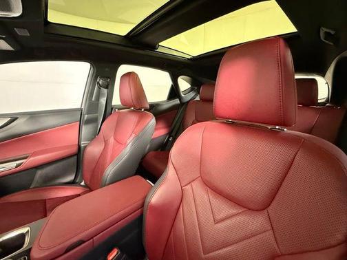 2025 Lexus NX 450h+ Luxury