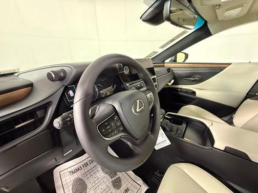 2025 Lexus ES 350 Base