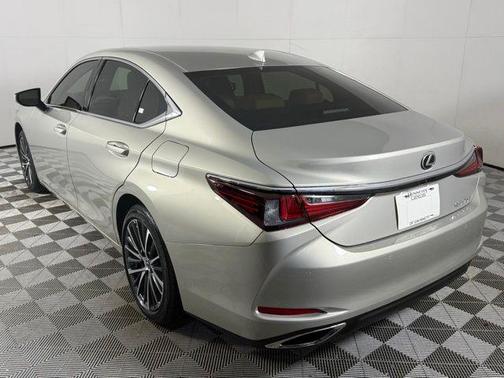 2025 Lexus ES 350 Base